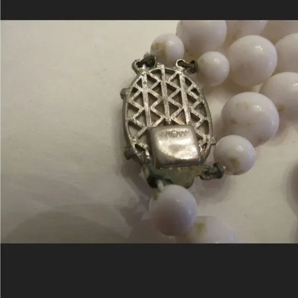 Vintage Japan 2 Strand White Faux Pearl Necklace 16" Excellent Condition - Picture 10 of 10